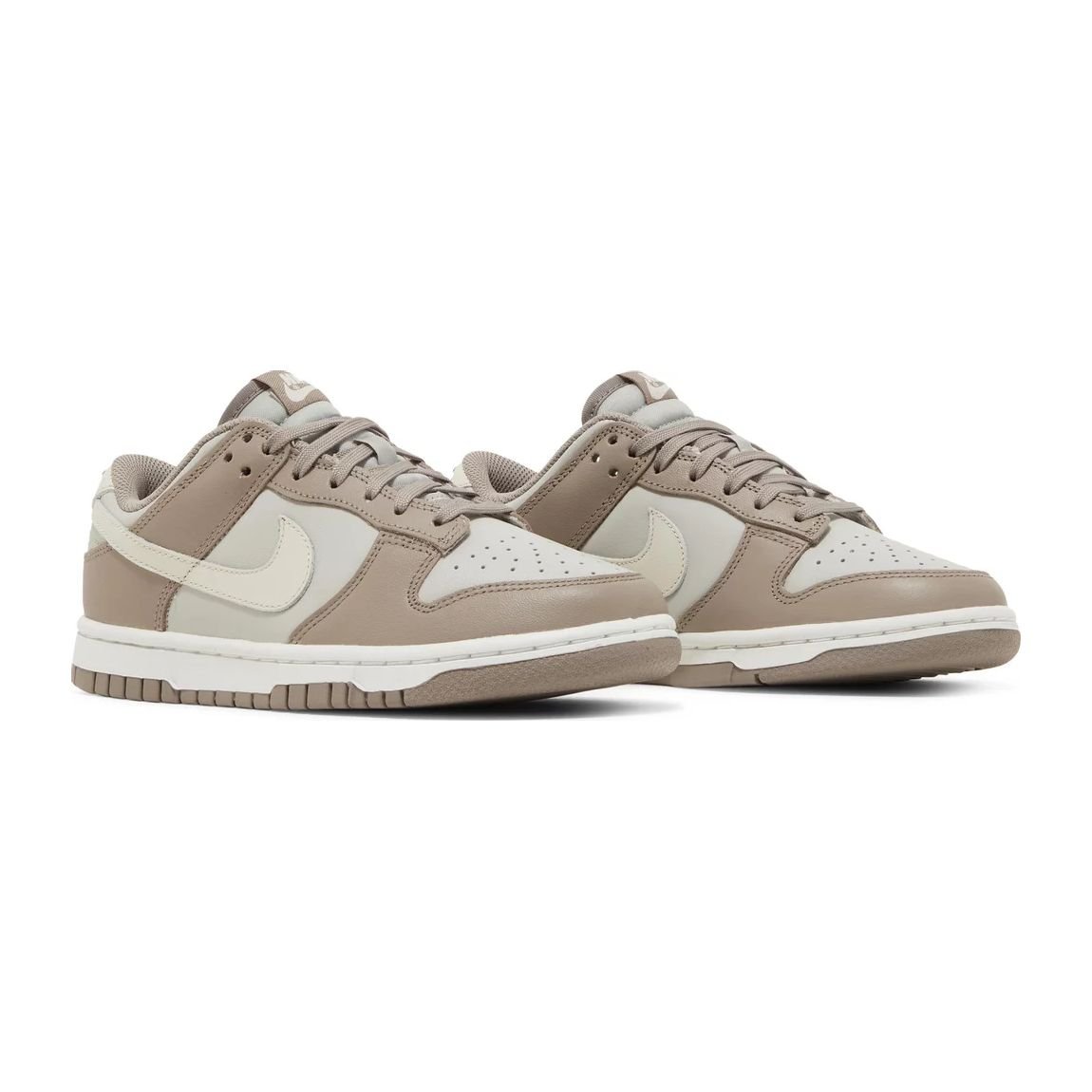 Nike Dunk Low Moon Fossil