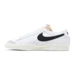 Nike Blazer Low 77 Vintage White Black